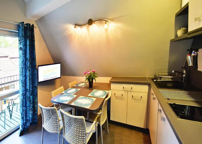 아파트 Comfortable Close To The